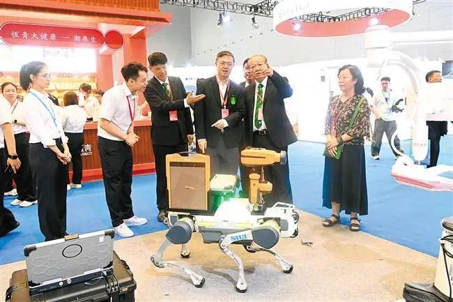 为期三天，首届康博会落下帷幕