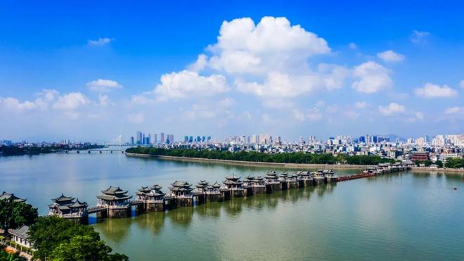 贷款增速位居全省第二！2025年上半年潮州市金融统计数据披露